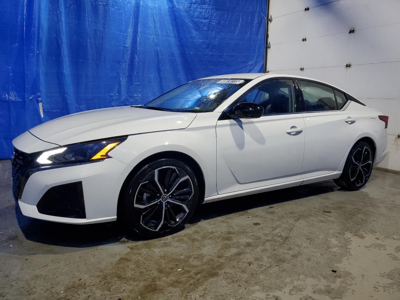 NISSAN ALTIMA SR