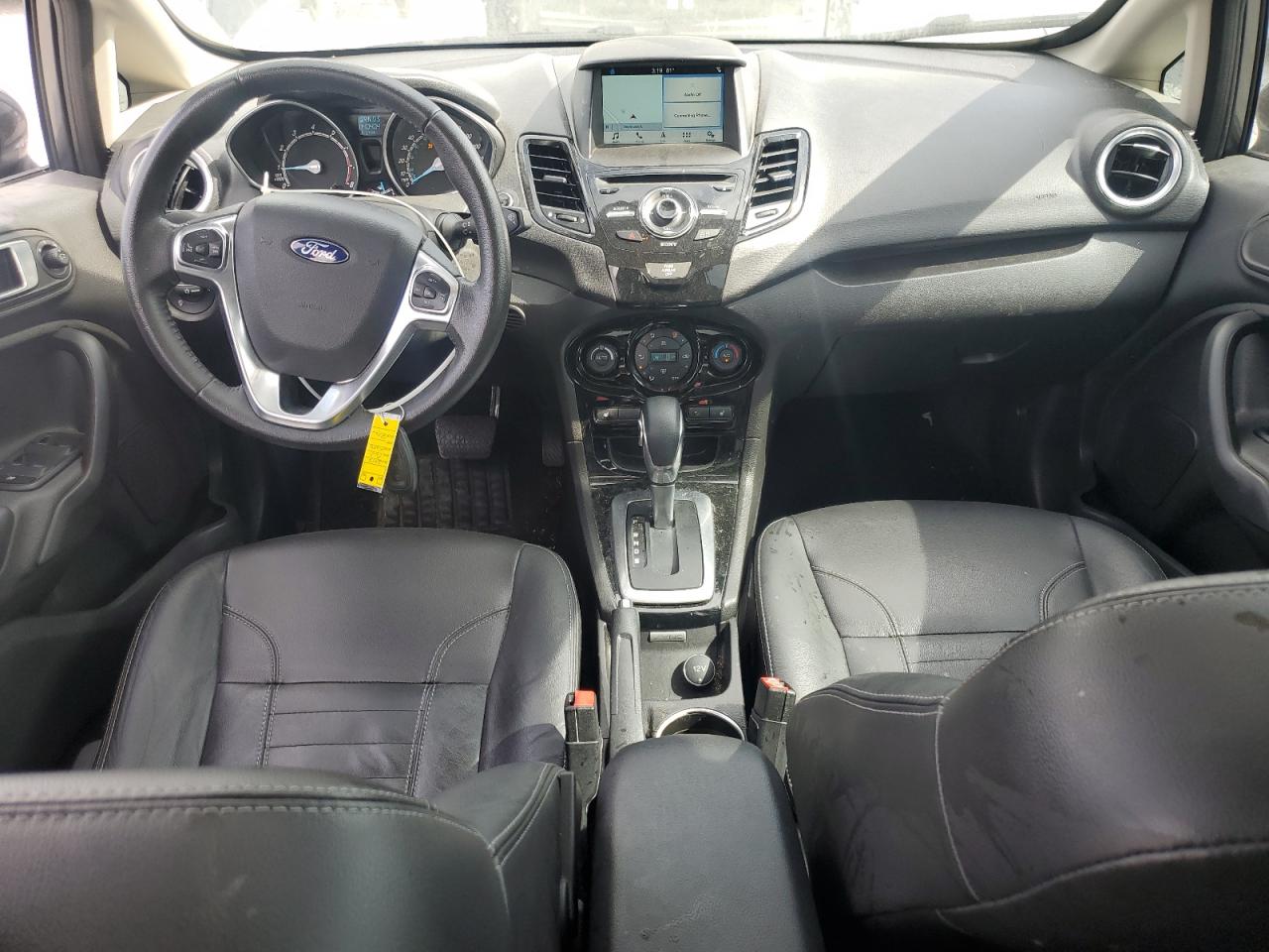 FORD FIESTA TITANIUM