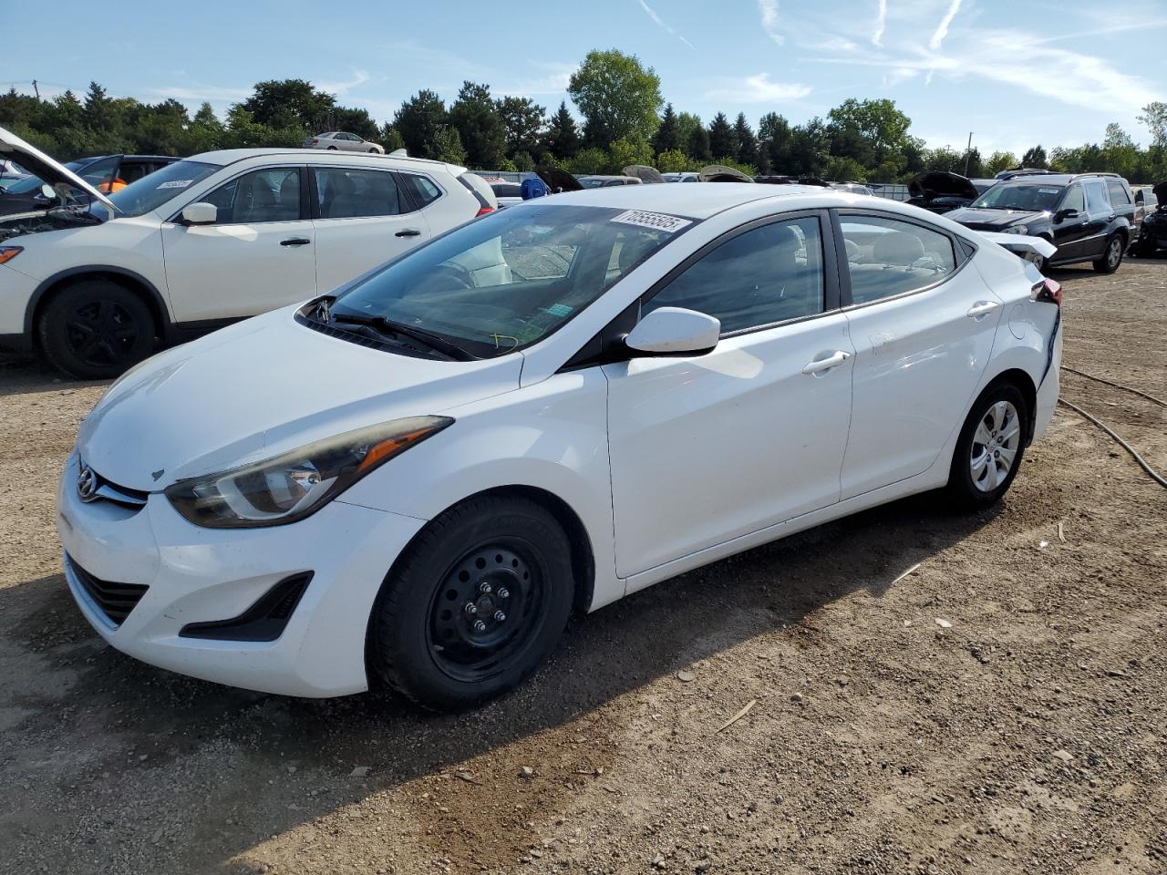 HYUNDAI ELANTRA SE