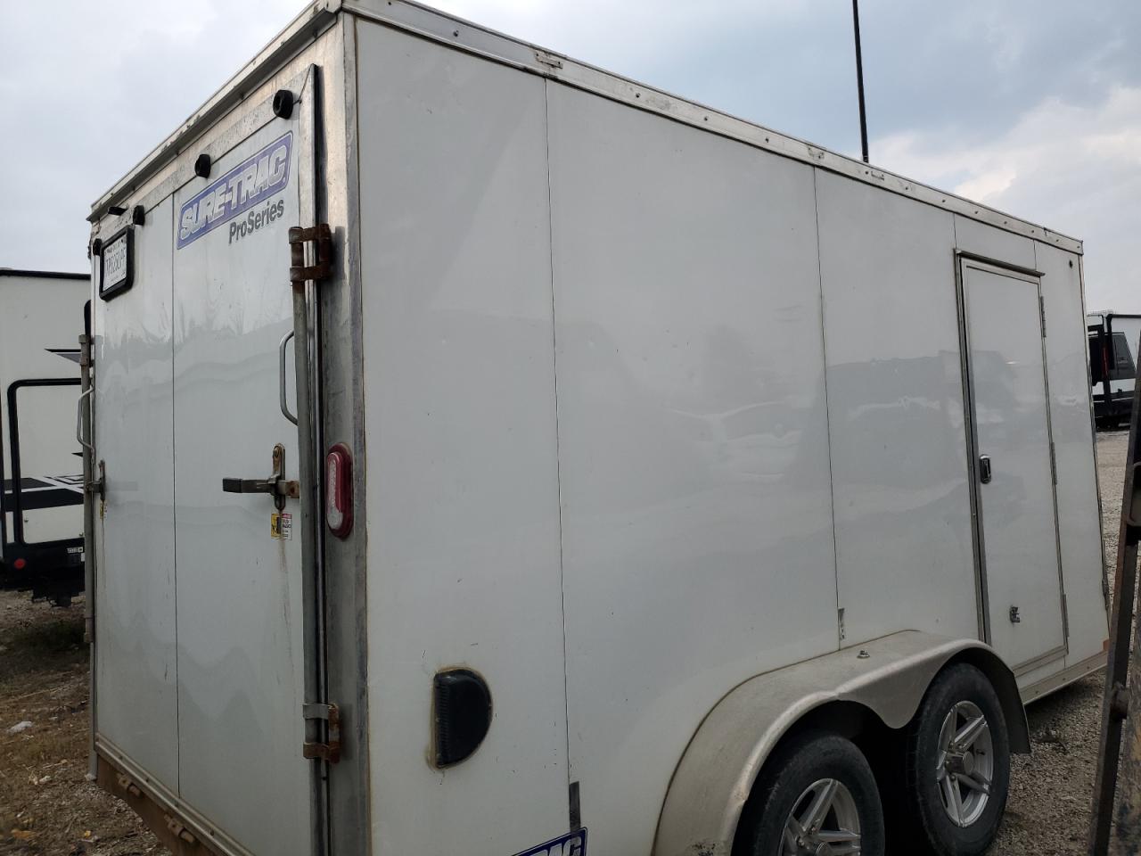 Lot #3259579015 2022 SURE-TRAC UNKNOWN