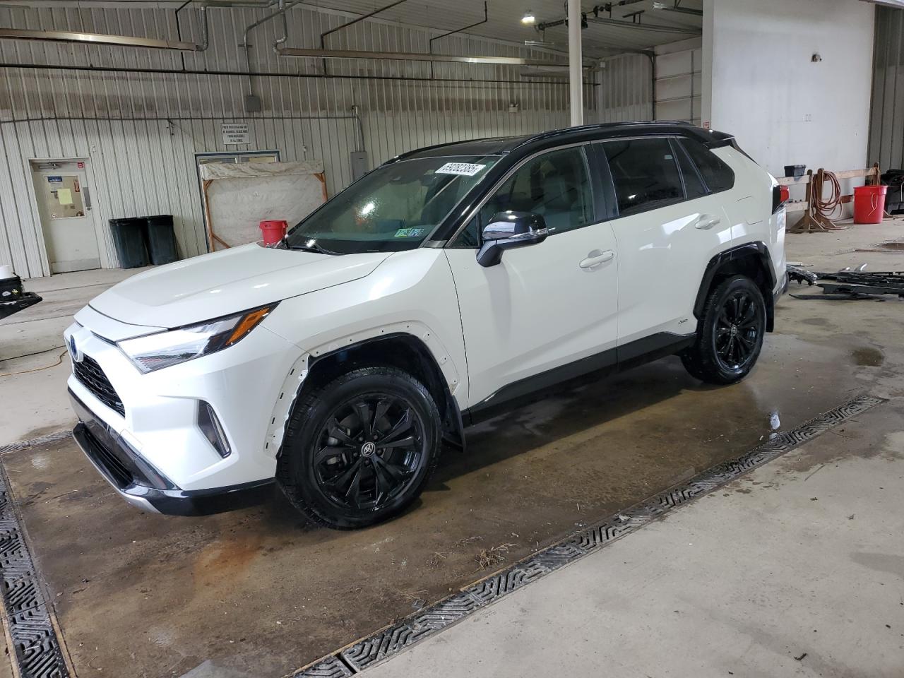 TOYOTA RAV4 XSE
