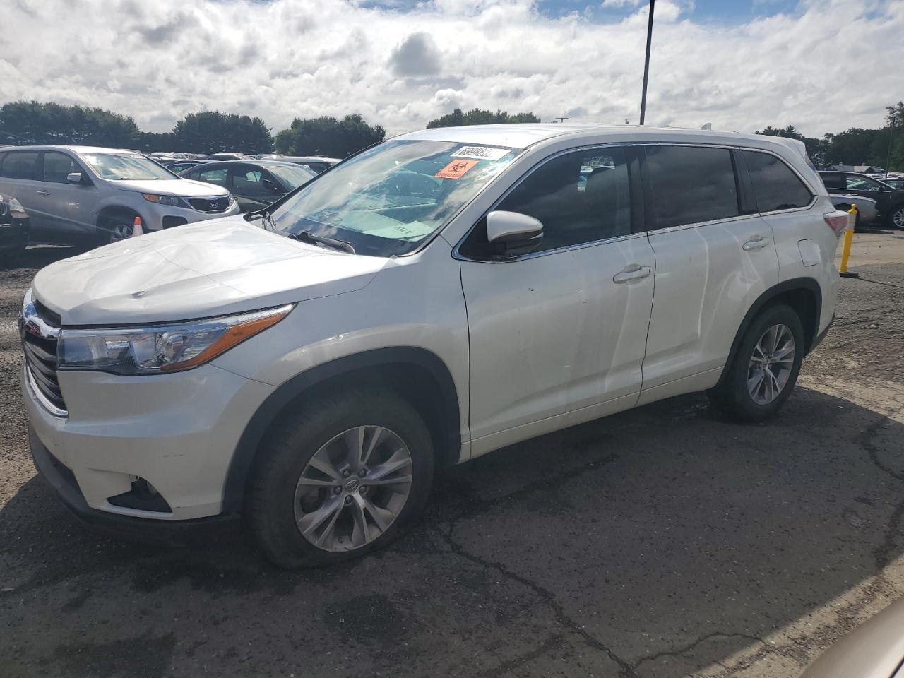 TOYOTA HIGHLANDER LE
