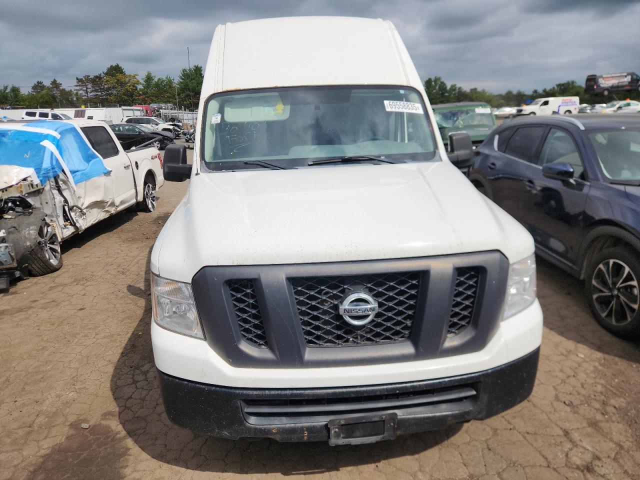 NISSAN NV2500 2500