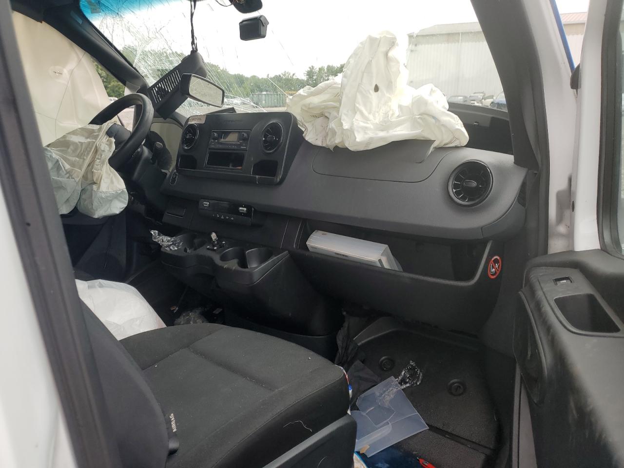 MERCEDES-BENZ SPRINTER 2500