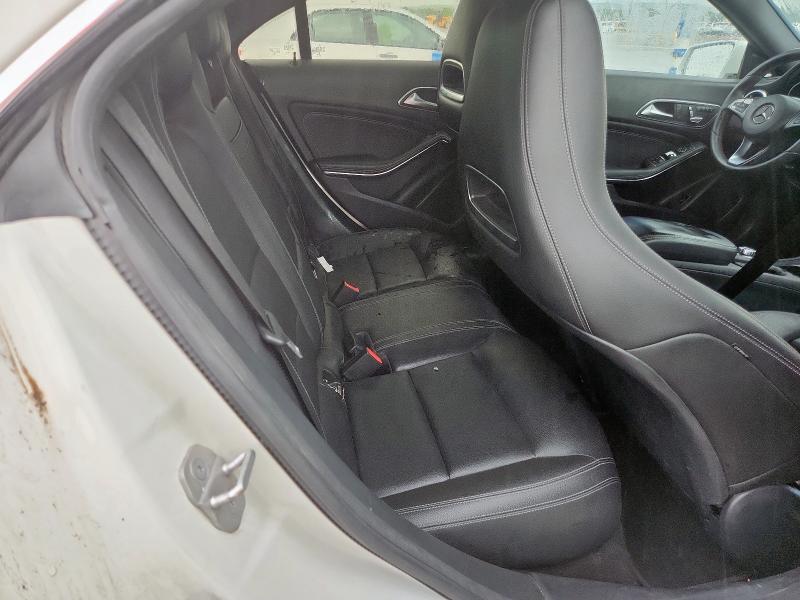 2017 MERCEDES-BENZ CLA 250 WDDSJ4EB7HN444763