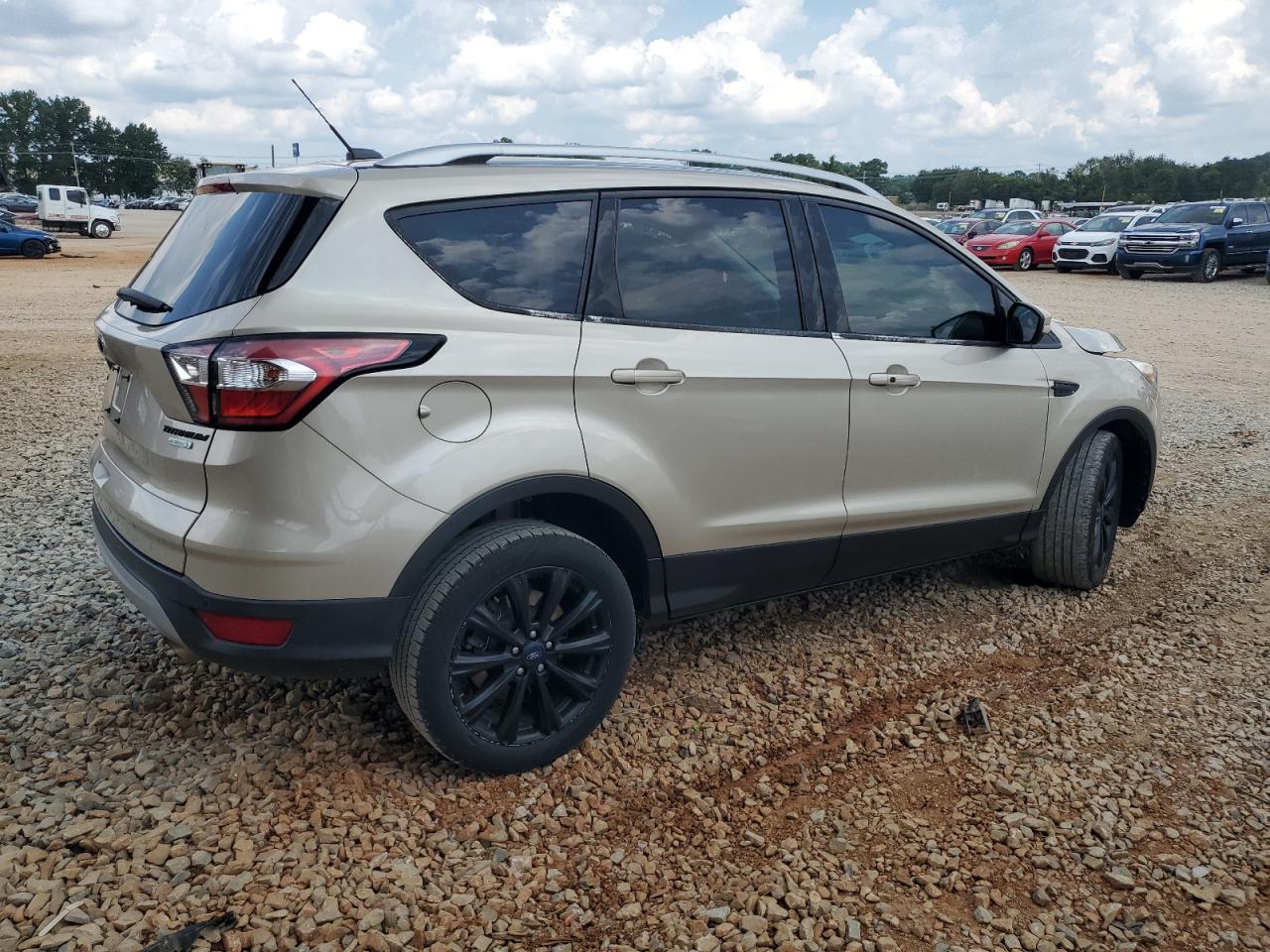 FORD ESCAPE TITANIUM