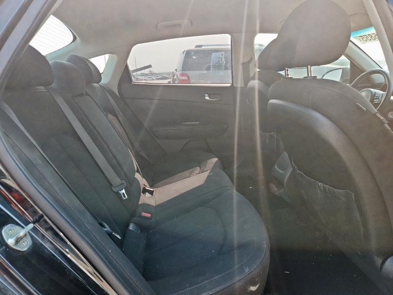 2018 KIA OPTIMA LX 5XXGT4L30JG212836