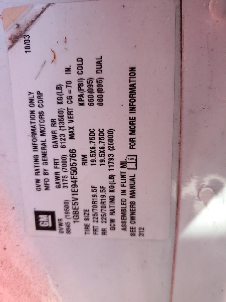 Lot #3226763279 2004 CHEVROLET C5500 C5V0