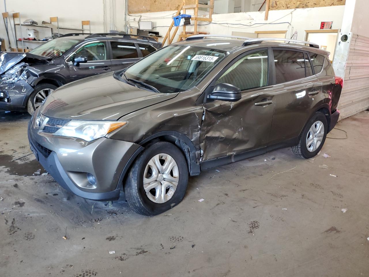 TOYOTA RAV4 LE