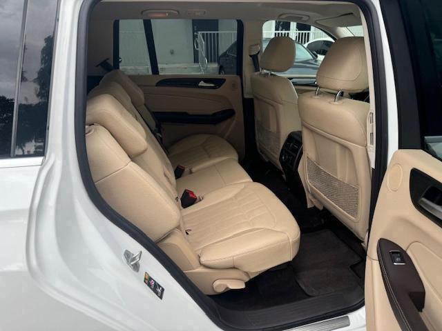 2017 MERCEDES-BENZ GLS 450 4M 4JGDF6EE0HA899323