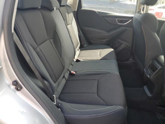 2019 SUBARU FORESTER JF2SKAAC4KH425681