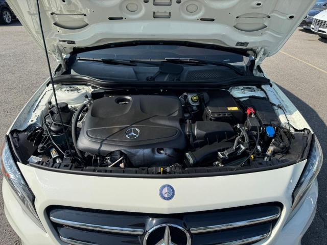 2015 MERCEDES-BENZ GLA 250 4M WDCTG4GB2FJ057319