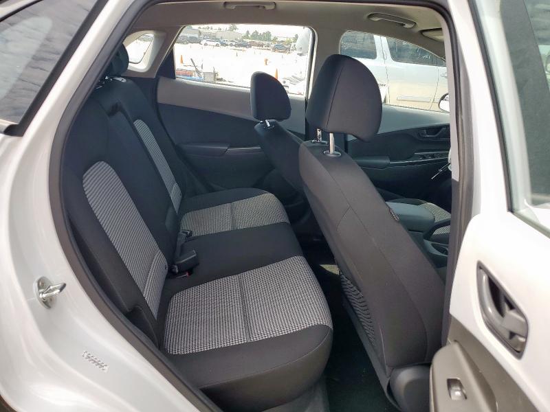 2021 HYUNDAI KONA SE KM8K12AA6MU663639