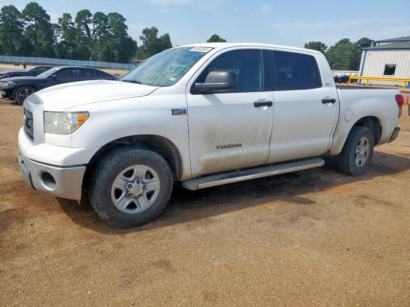 TOYOTA TUNDRA CREWMAX SR5
