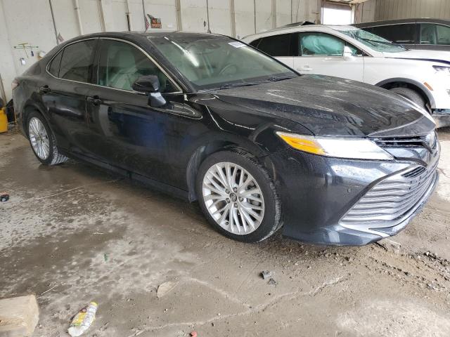 2018 TOYOTA CAMRY XLE 4T1B11HK9JU091079