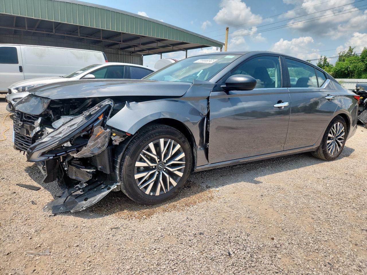 NISSAN ALTIMA SV