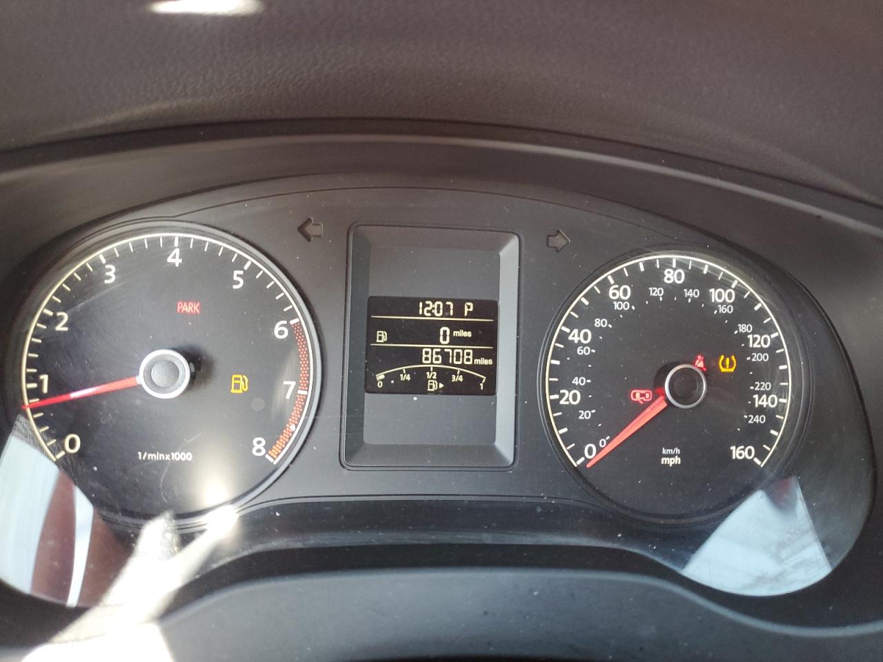 VOLKSWAGEN JETTA BASE