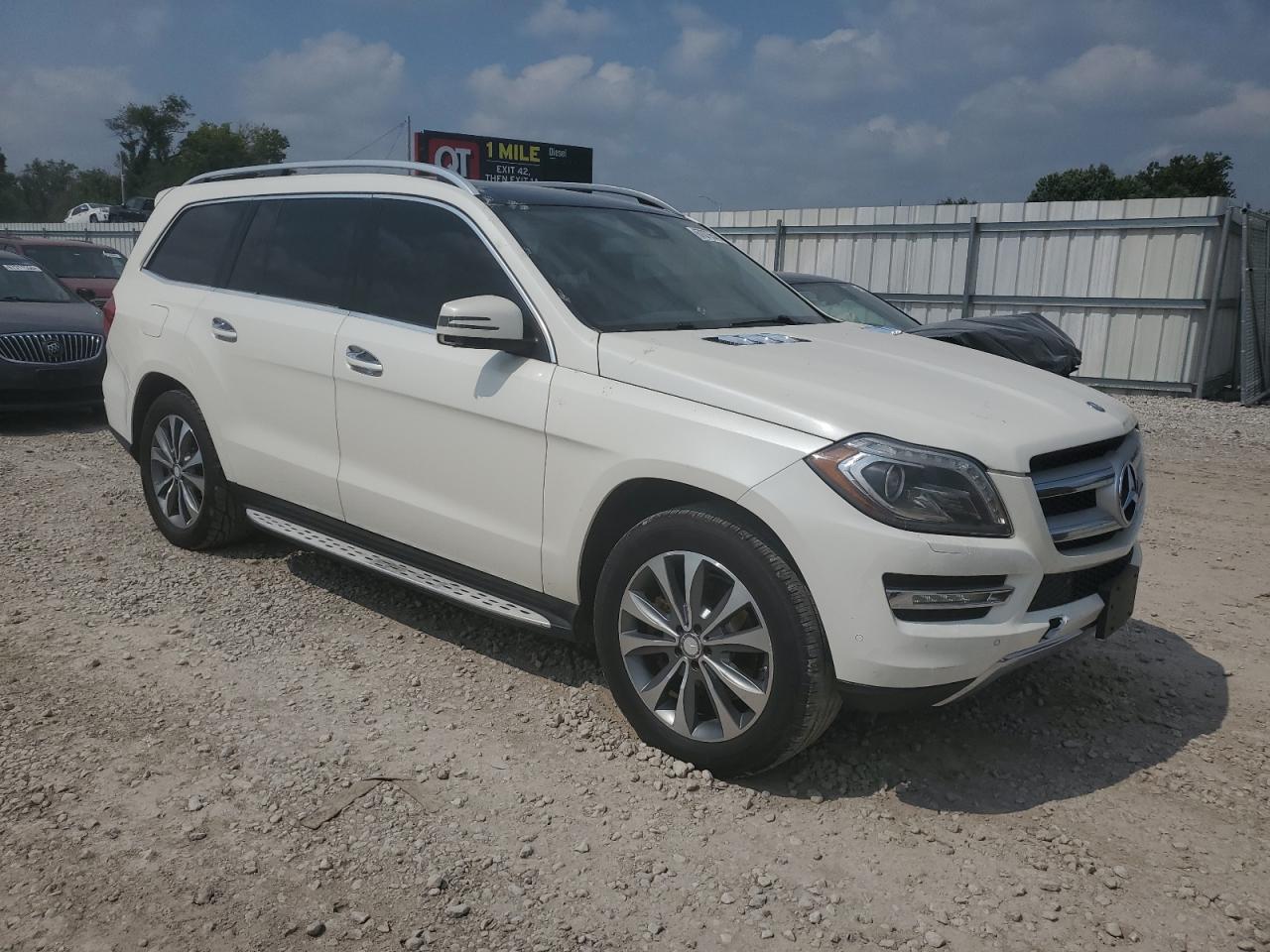 MERCEDES-BENZ GL-CLASS 350 BLUETEC