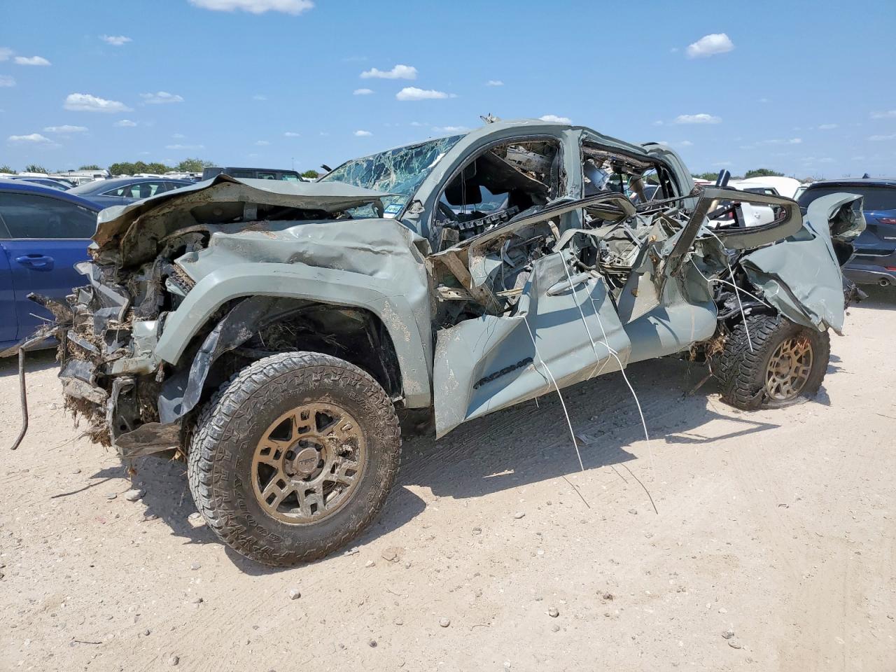 TOYOTA TACOMA DOUBLE CAB