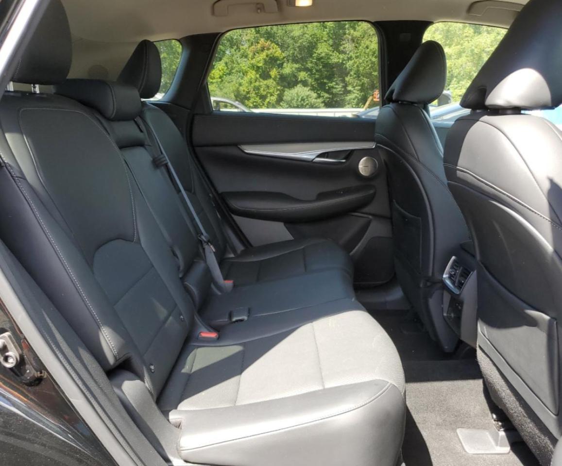 INFINITI QX50 ESSENTIAL