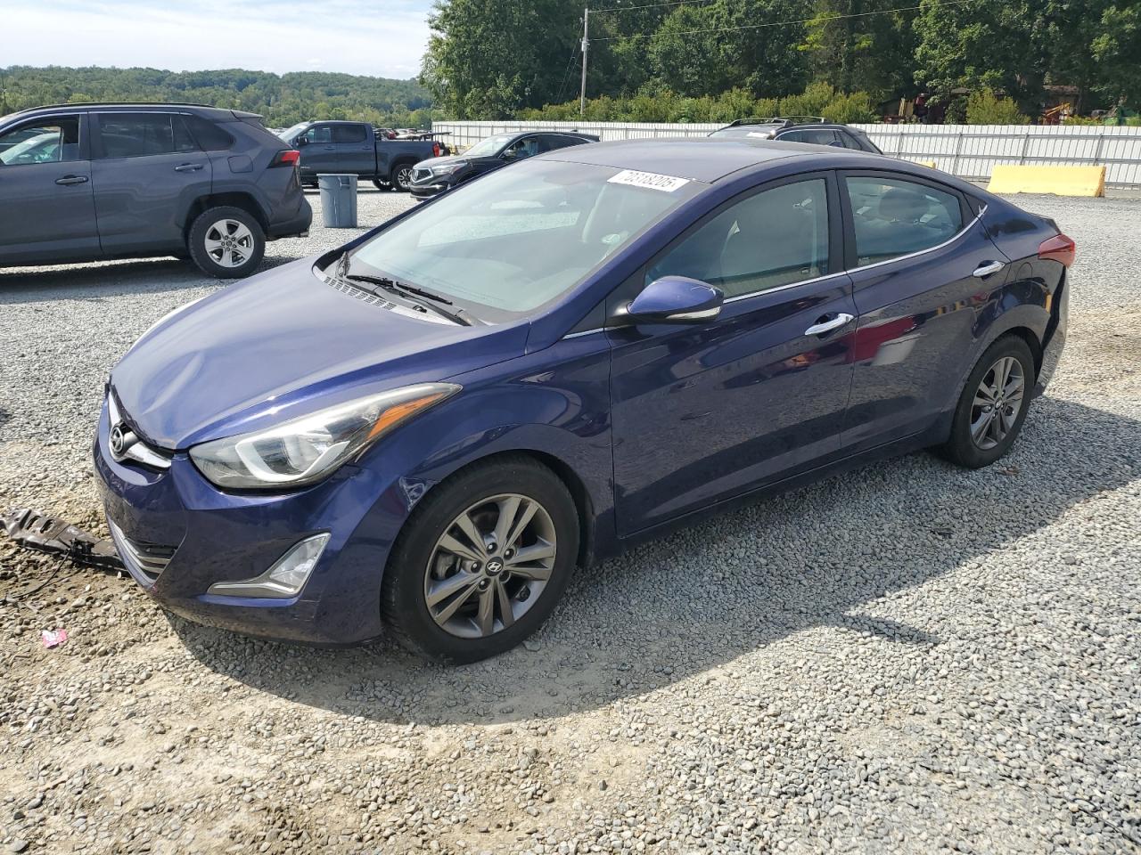 HYUNDAI ELANTRA SE