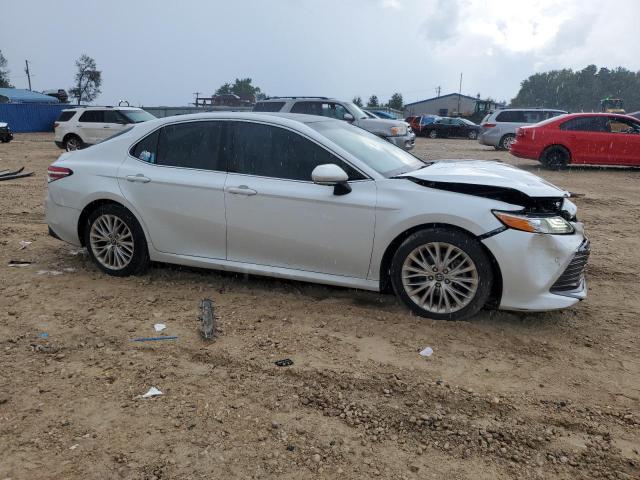 2018 TOYOTA CAMRY L 4T1B11HK6JU120201