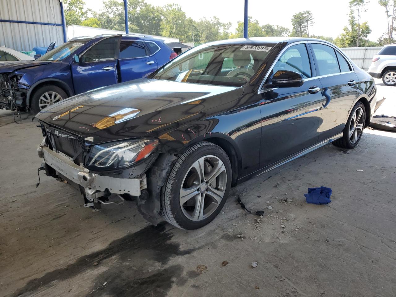 MERCEDES-BENZ E-CLASS 300