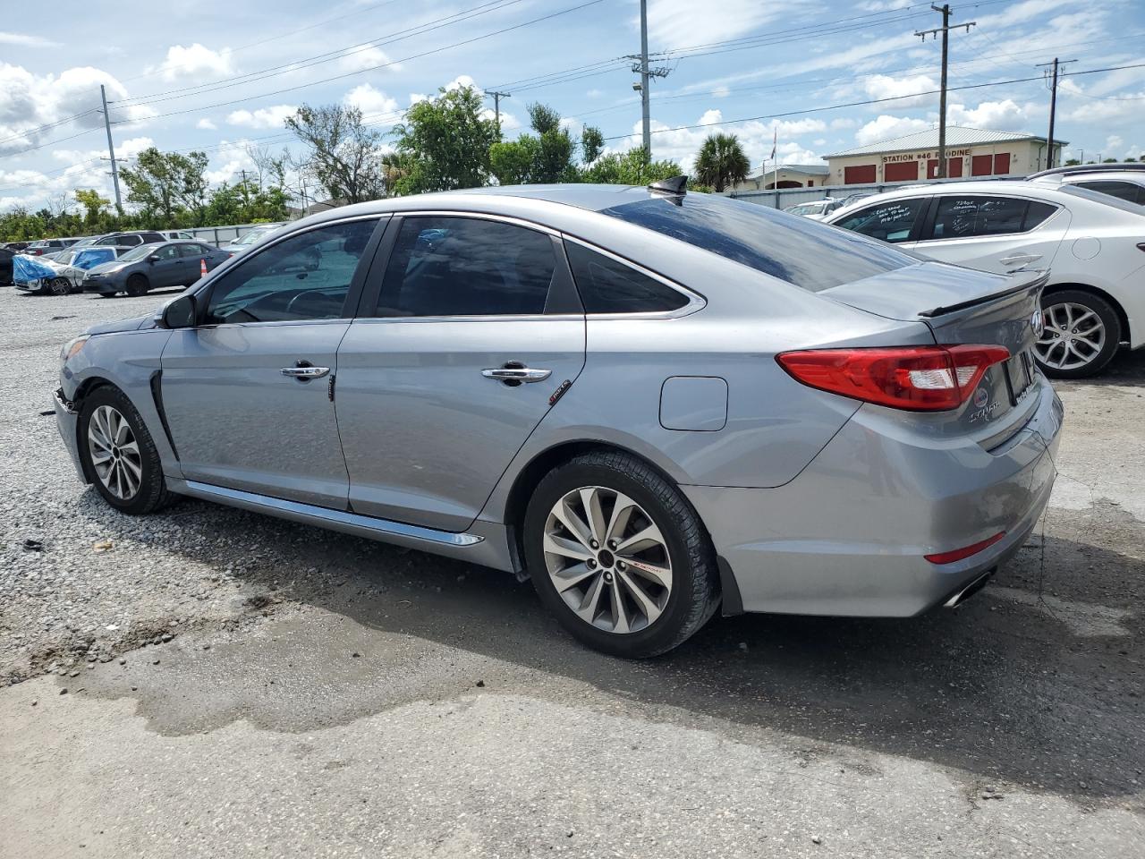 HYUNDAI SONATA SPORT