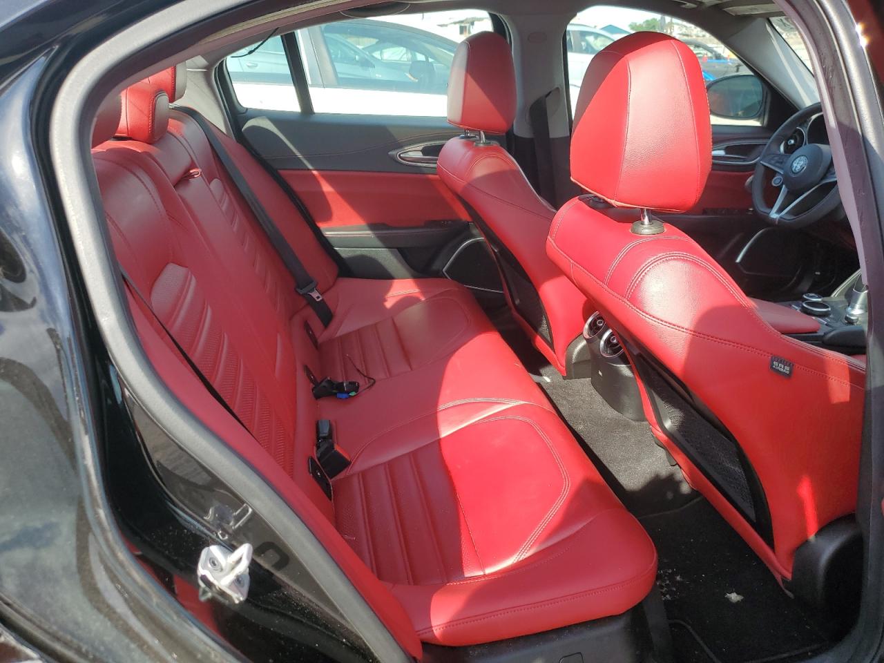 ALFA ROMEO GIULIA TI Q4