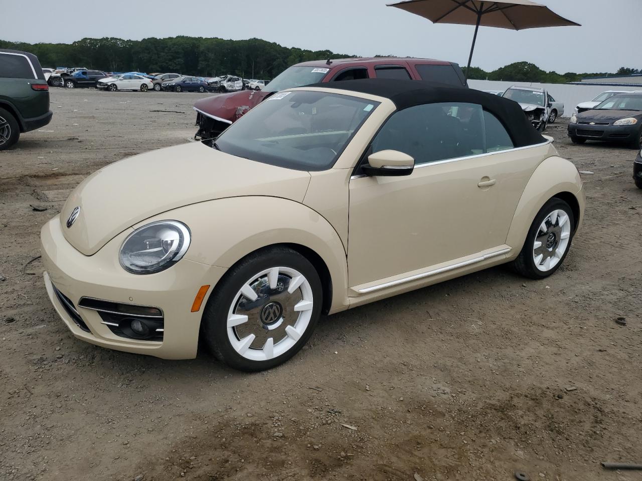 VOLKSWAGEN BEETLE S