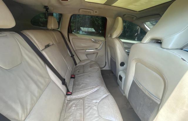2013 VOLVO XC60 T6 - YV4902DZ1D2392456