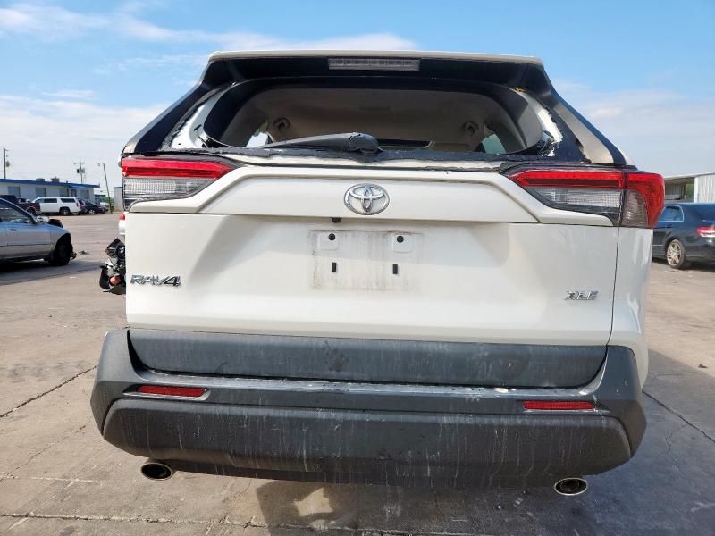 2021 TOYOTA RAV4 XLE P 2T3C1RFV0MW108721