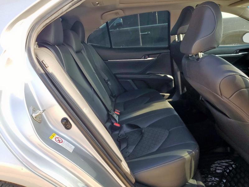 2018 TOYOTA CAMRY XSE 4T1B61HK8JU058740