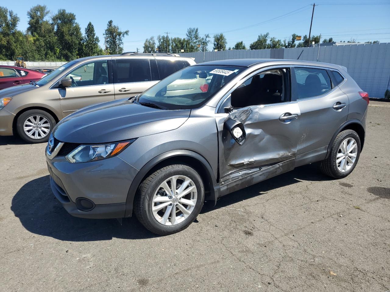 NISSAN ROGUE SPORT S