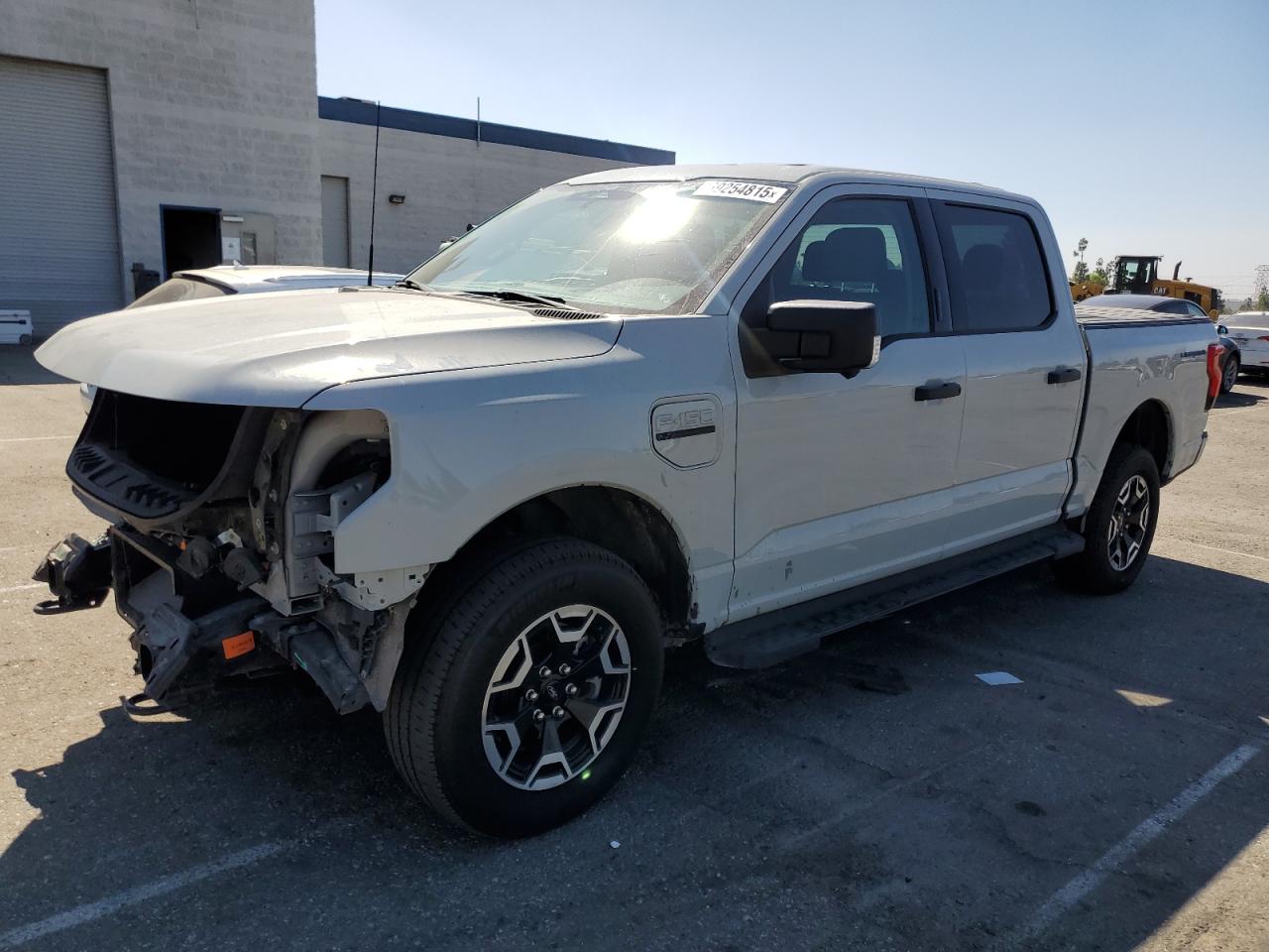FORD F-150 LIGHTNING PRO