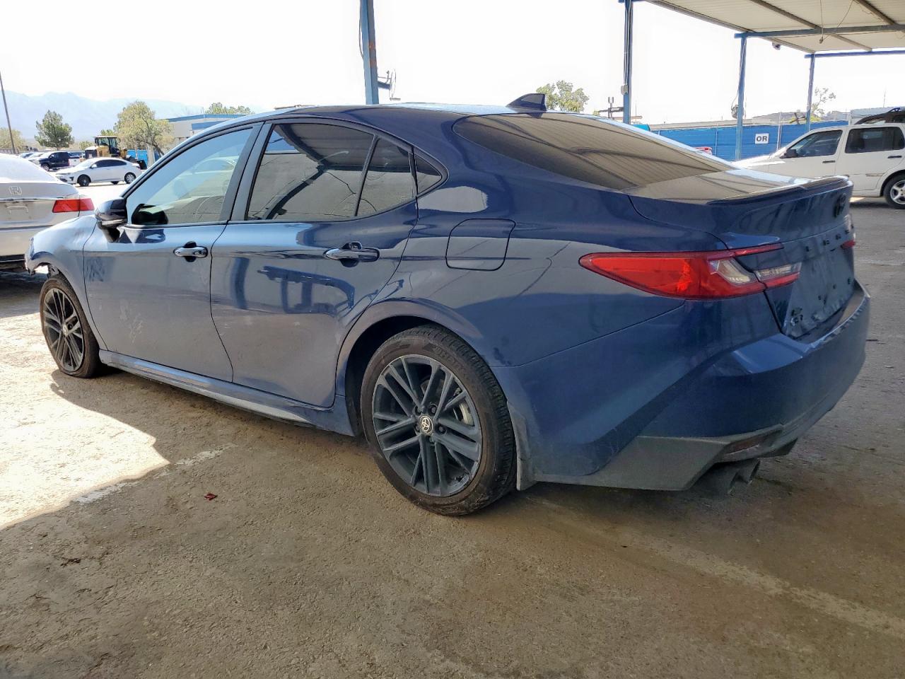 TOYOTA CAMRY XSE
