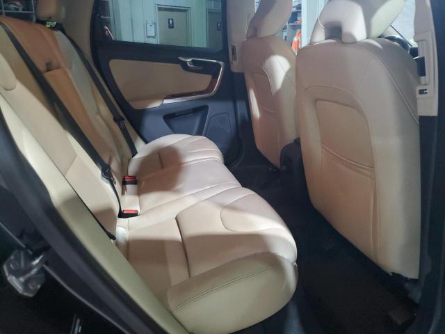 2017 VOLVO XC60 T6 IN YV449MRU1H2217543
