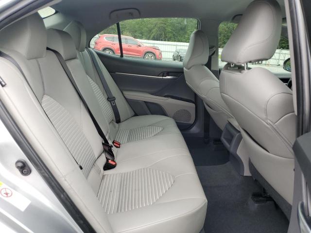 2018 TOYOTA CAMRY SE 4T1B11HK8JU592223