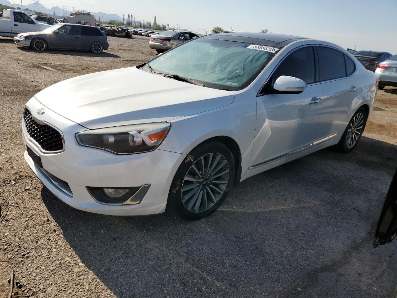 KIA CADENZA PREMIUM