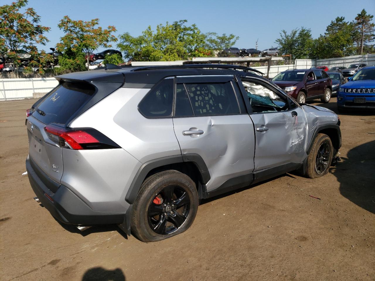 TOYOTA RAV4 XLE