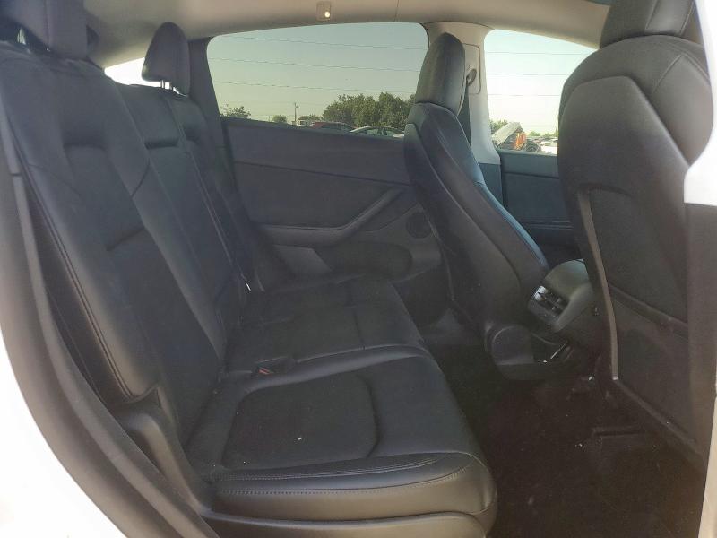 2021 TESLA MODEL Y 5YJYGAEE1MF214656