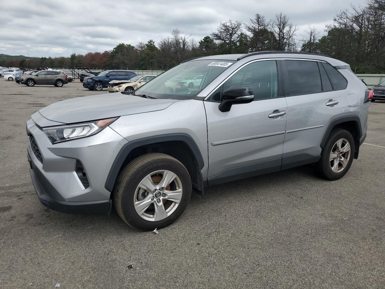 Lot #3301748340 2020 TOYOTA RAV4 XLE