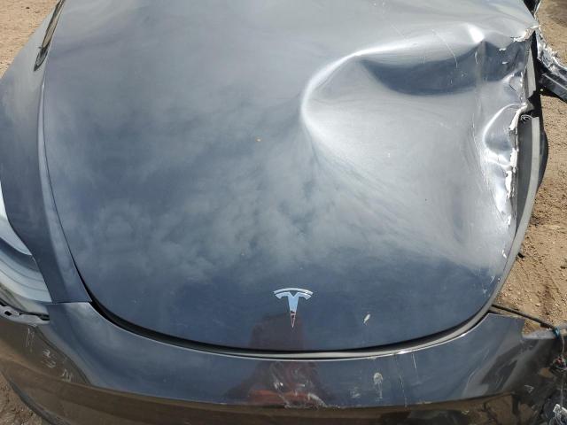 2024 TESLA MODEL Y 7SAYGDEE4RA261737