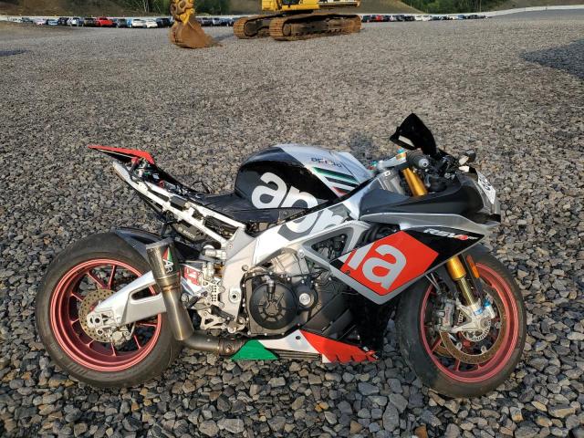 2016 APRILIA RSV4 RF ZD4RKUB08GS000465