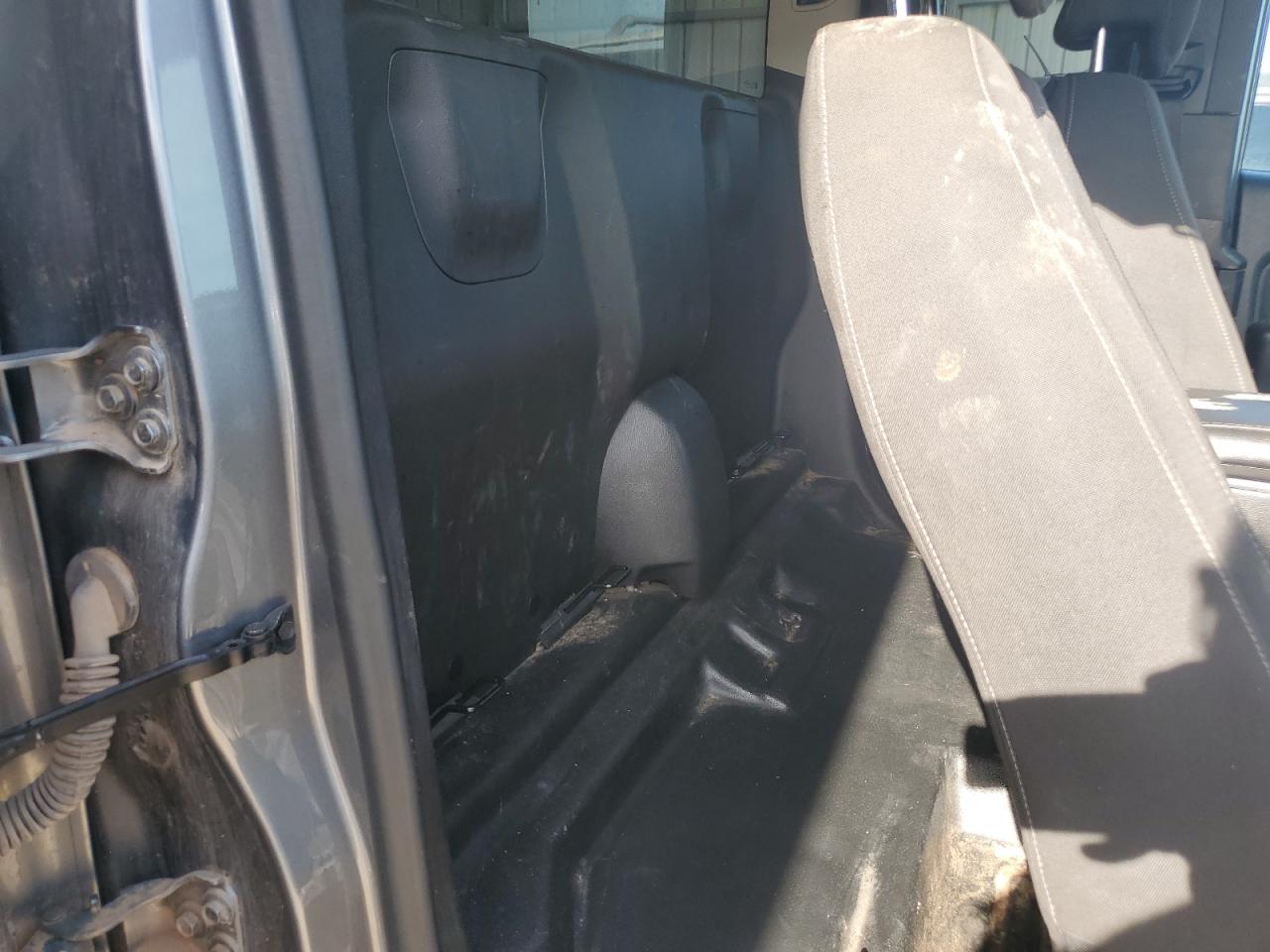 CHEVROLET COLORADO LT