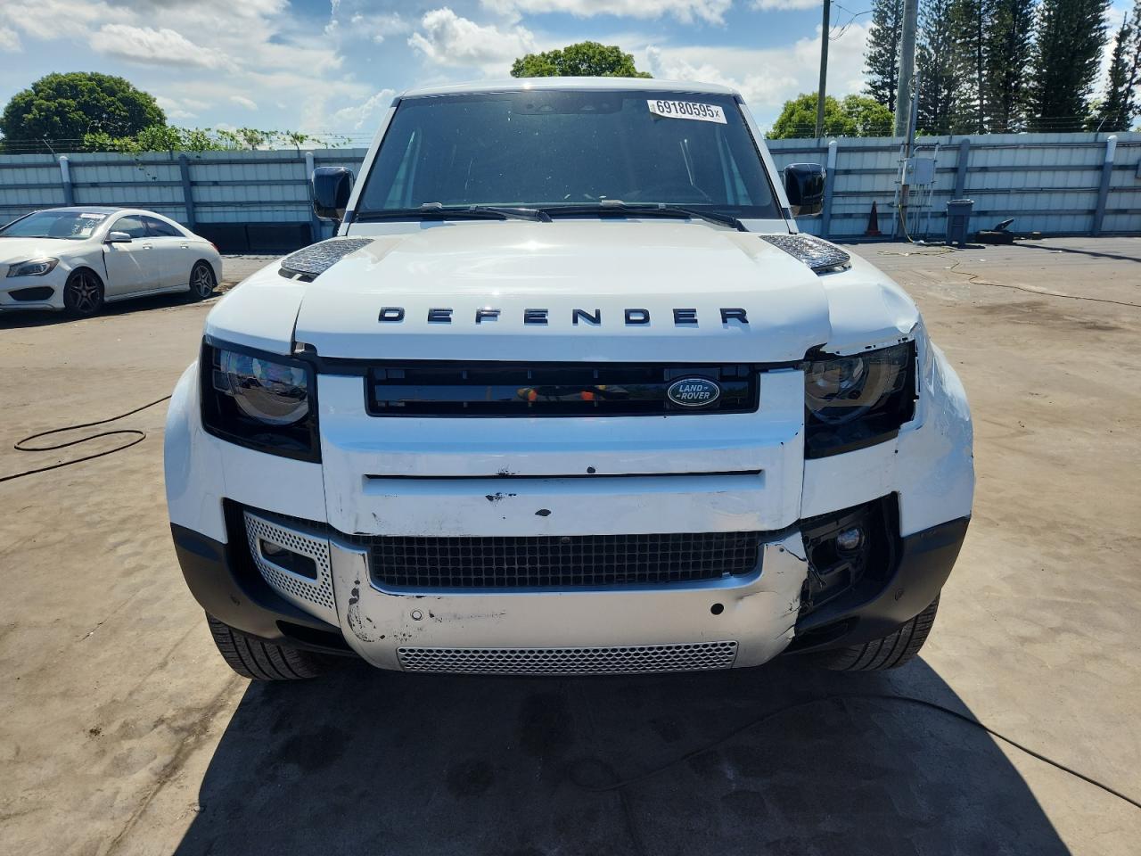 LAND ROVER DEFENDER 110 S