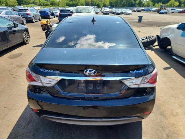 2012 HYUNDAI SONATA HYB - KMHEC4A42CA042895