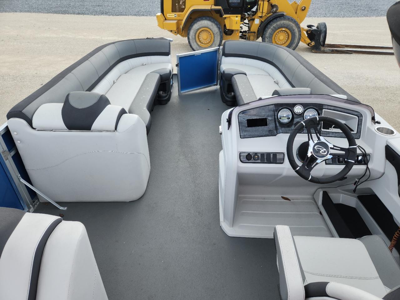 Lot #3245336897 2023 AVALON BOAT