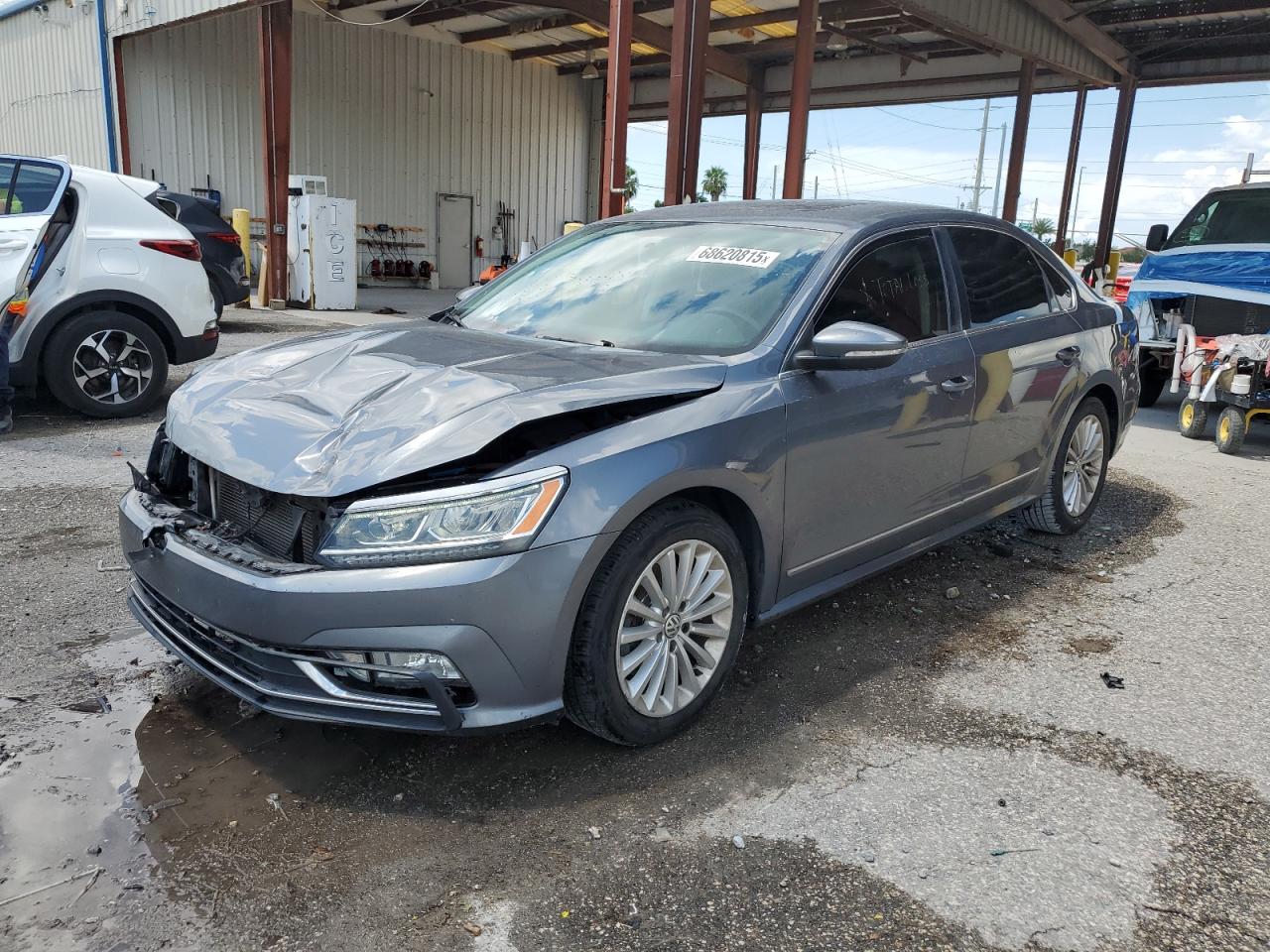 VOLKSWAGEN PASSAT SE