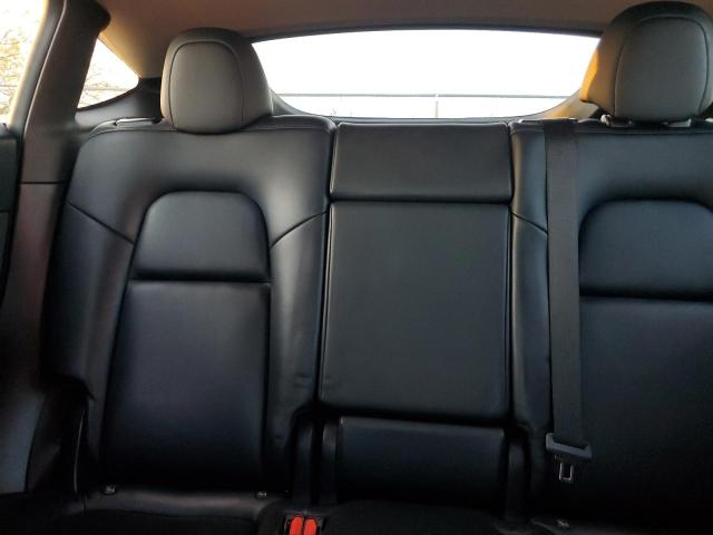 2022 TESLA MODEL Y 7SAYGDEE0NF385601